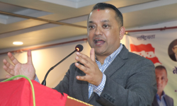 कांग्रेसलाई एमाले र माओवादीले मात्रै होइन, राप्रपाले पनि खेलाइदिन थाल्यो : गगन थापा
