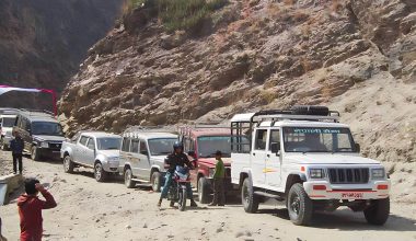 कर्णालीका सडकमा भगवान् भरोसे यात्रा