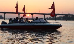 नारायणी नदीमा सञ्चालन हुन थाले मोटरबोट