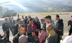 प्रधानमन्त्री दाहाल मुस्ताङमा