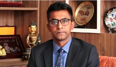 सम्झौताको कार्यान्वयन चाहन्छन् चिनियाँः प्रा. डा. झा