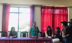 उपेक्षा भएको गुनासो गर्दै द्वन्द्वपीडित महिला