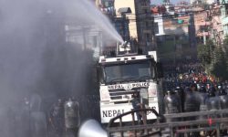 बल्खु झडप : प्रहरीले हान्यो अश्रुग्यास र पानीको फोहोरा