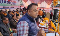 ज्ञानेन्द्रलाई गगनको आग्रह : च्याँखे थापेर बस्ने होइन, पार्टी खोलेर चुनाव लड्न आए हुन्छ