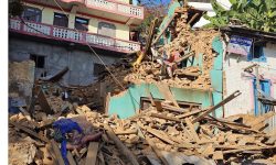 भूकम्पपीडित भन्छन्, ‘भाग्यले बाँचे’