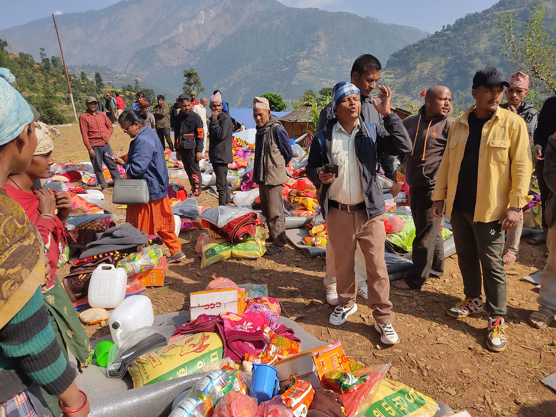 भूकम्पपीडितलाई राहत