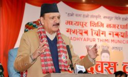 अर्थतन्त्र विस्तारै सकारात्मक दिशामा गइरहेको छ : अर्थमन्त्री डा. महत