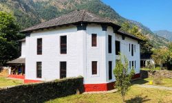 पुरानै स्वरुपमा फर्कियो गलकोट दरबार