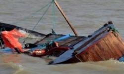 भारतको बिहारमा डुङ्गा पल्टिँदा दुईको मृत्यु