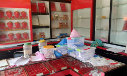 विराटनगरको पशुपति ज्वेलर्सबाट अवैध गरगहना बरामद