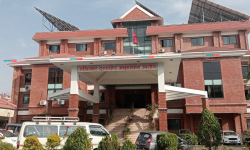 दश जना विरुद्ध मुद्दा दायर