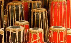 तिहारमा पनि बिक्दैनन् मादल