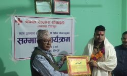 मदन पुरस्कार विजेता ओझालाई सम्मान