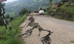 भूकम्पबाट अवरुद्ध सडक खुला
