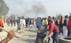 प्रहरीको गोली लागेर युवकको मृत्यु भएको विरोधमा निजगढमा राजमार्ग अवरुद्ध