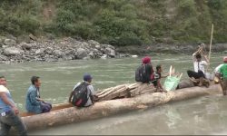 डुङ्गा संरक्षणमा जुटे रामेछापका माझी