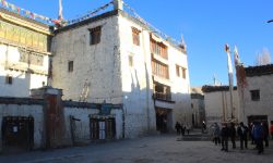 चिटिक्क लोमान्थाङ