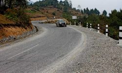 मध्यपहाडी लोकमार्ग विस्तारको बाटो खुल्यो