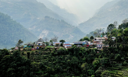 मृत्यु कुरेर बसेका गाउँहरू