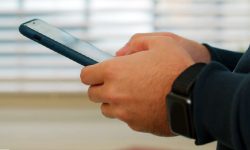 ड्युटीमा मोबाइल प्रयोग गर्न नपाउने