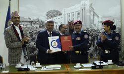 प्रहरी अस्पताल र काठमाडौं विश्वविद्यालयबीच साझेदारीको सम्झौता