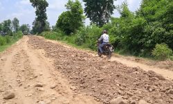 महाभारतमा डेढ वर्षसम्म सडक निर्माण अलपत्र