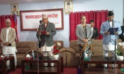 सभामुखले लिए शपथ