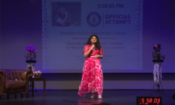 १४० भाषामा गाएर विश्व कीर्तिमान