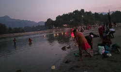 दुर्गन्धित हुँदैछन् कालीगण्डकीका घाट