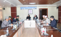 कार्यवाहक प्रधानमन्त्री खड्काले गरे सुरक्षा निकायका प्रमुखसँग छलफल