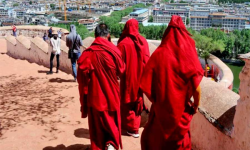 हाइटीमा छ भिक्षु अपहरित