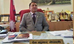 ढोरपाटनका मेयर देवकुमारविरुद्ध रेडकर्नर नोटिस जारी