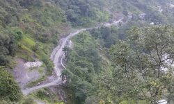 चित्रे–घोडेपानी सडक स्तरोन्नतिको काम अघि बढ्यो
