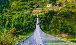 निसीखोलामा चार वर्षमा १८ झोलुङ्गे पुल निर्माण : फेरियो स्थानीयको दैनिकी