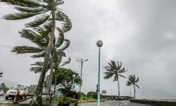 तीव्र आँधीको आशङ्कामा मरिससले गर्याे उडानहरू रद्द