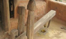 ढिकीमा धान कुट्ने चलन हराउँदै