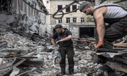 युक्रेनका प्रधानमन्त्रीले गरे युक्रेनको पुनर्निर्माणमा सहयोग गर्न जापानसँग आग्रह