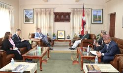 पप्रधानमन्त्री श्रेष्ठसँग अमेरिकन राजदूत थम्प्सनको भेटवार्ता