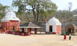 पुरातात्विक नागेश्वर मन्दिर ओझेलमा