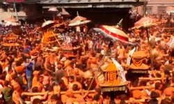 सिन्दुर खेलेर मनाइयो सुथसिया जात्रा