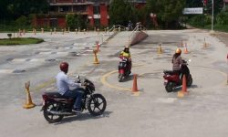 एकल, दलित र विपन्न महिलालाई आत्मनिर्भर बनाउन सवारी चालक तालिम