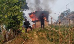 सोलुखुम्बुमा डढेलोले दश घर जले, दर्जनौँ पशुचौपाया हताहत