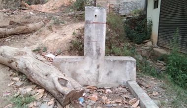 बनेका धारा भत्किन थाले तर पानी आएन