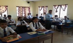 बोर्डिङमा भन्दा सामुदायिक विद्यालयमा आकर्षण