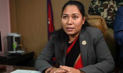 पाठ्यपुस्तक पुनः प्रयोगमा ध्यान दिन शिक्षामन्त्रीको आग्रह