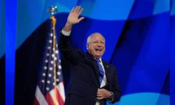 अमेरिकी राष्ट्रपतीय निर्वाचन : वाल्जले  पार्टीमा औपचारिकरूपमा उम्मेदवारी दर्ता