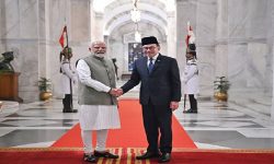 भारतका प्रधानमन्त्री मोदी र उनका मलेसियाली समकक्षी इब्राहिमबीच भेटवार्ता