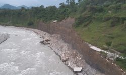 सेती नदी कटानले अन्त्यकर्मका लागि सतीघाट पुग्न समस्या