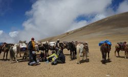 दामोदरकुण्डका तीर्थयात्रीलाई आवास र सञ्चारको समस्या
