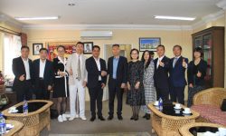 उद्योगमन्त्री भण्डारीसँग चिनियाँ लगानीकर्ताको छलफल